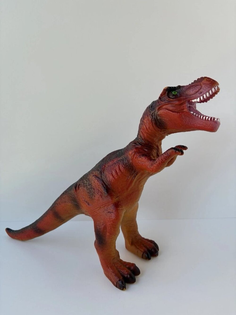 T-rex Soft Stuffed Rubber Dinosaur T-Rex Tyrannosaurus Play Toys Large 9.5” Tall
